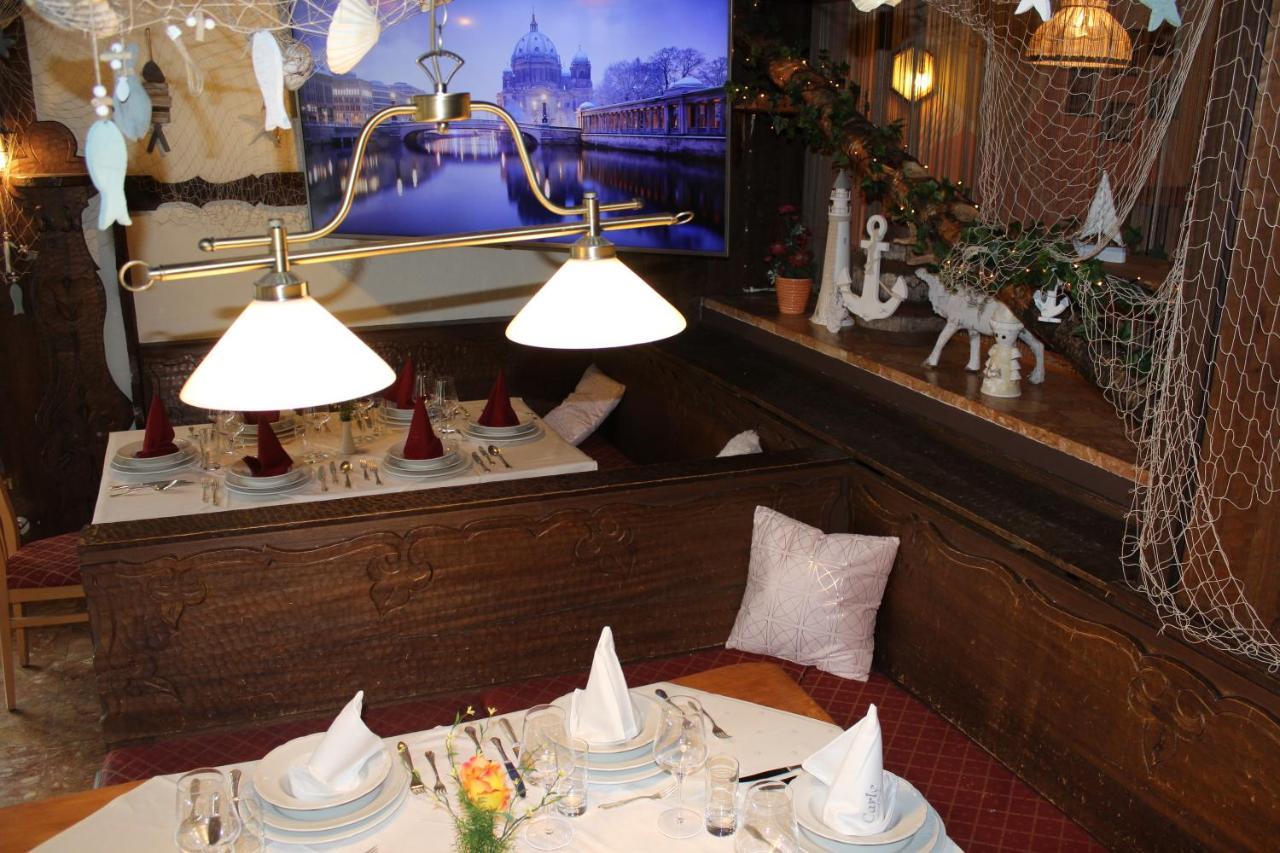 Hotel Alt Kirchheim Бад Клайнкирххайм Екстериор снимка